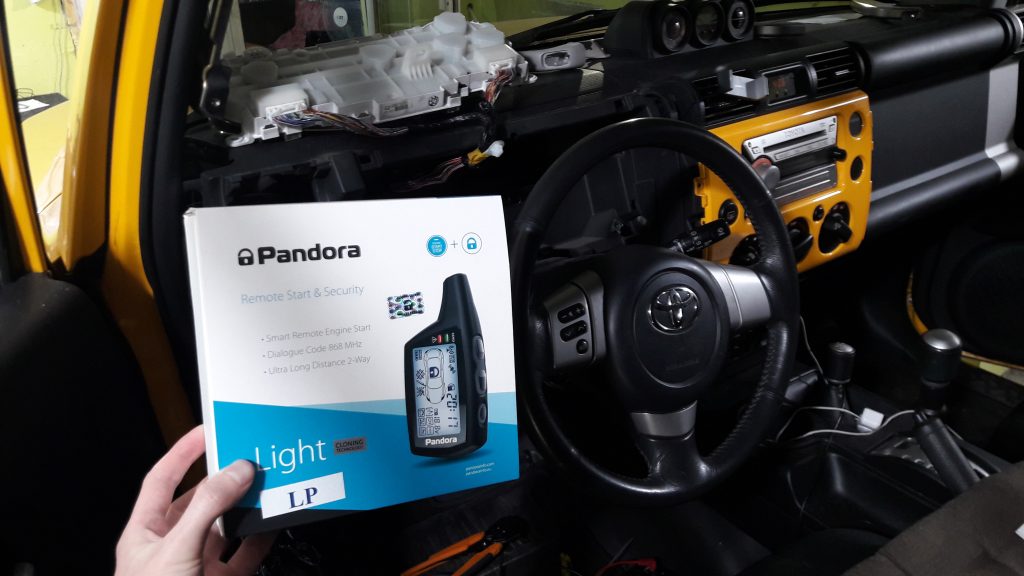 Установка автосигнализации на Toyota FJ Cruiser | Установка автосигнализации Pandora