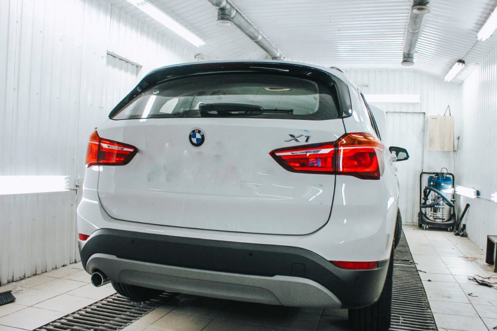 Комплексная защита от угона BMW X1 2018 года | Установка GSM Призрак 830 BT на BMW