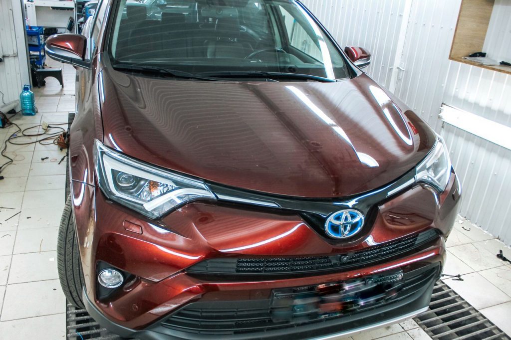 Эффективная защита от угона на Toyota RAV4 GIBRID | Установка GSM Pandora DXL 4910 Toyota RAV4