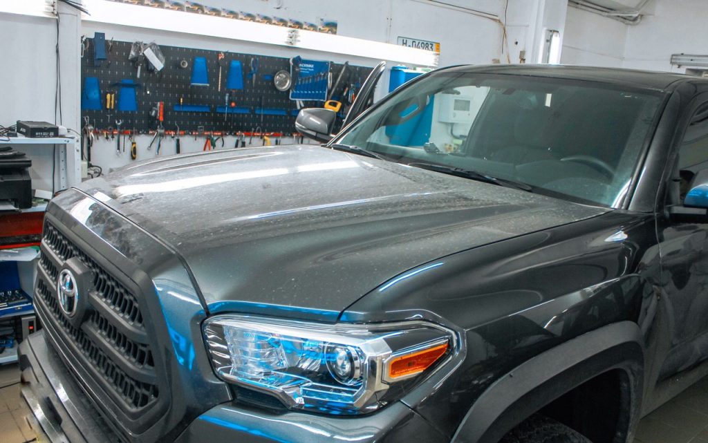 Комплекс защиты от угона на автомобиль Toyota Tacoma привезенный из США | Установка Pandora X1800 BT на автомобиль из США