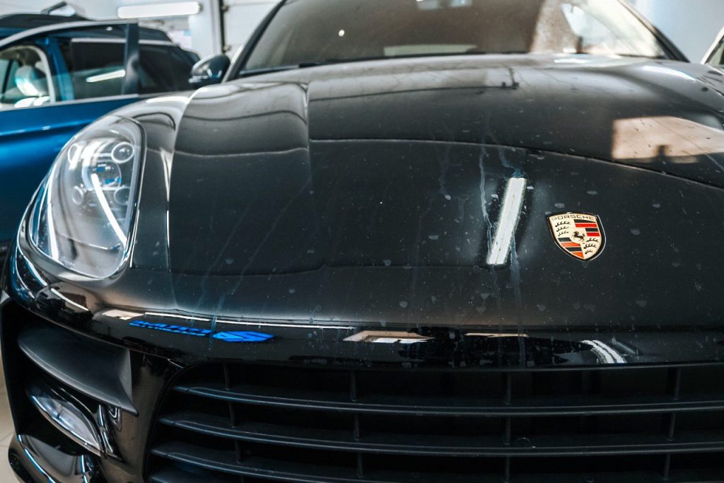 Комплексная защита от угона на Porshe Macan | Установка Призрак 830 БТ на Porshe Macan