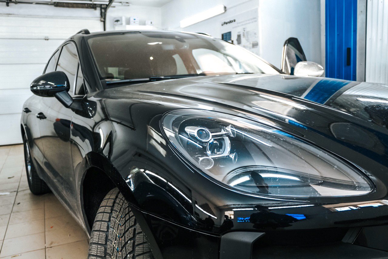 Комплексная защита от угона на Porshe Macan | Установка Призрак 830 БТ на Porshe Macan