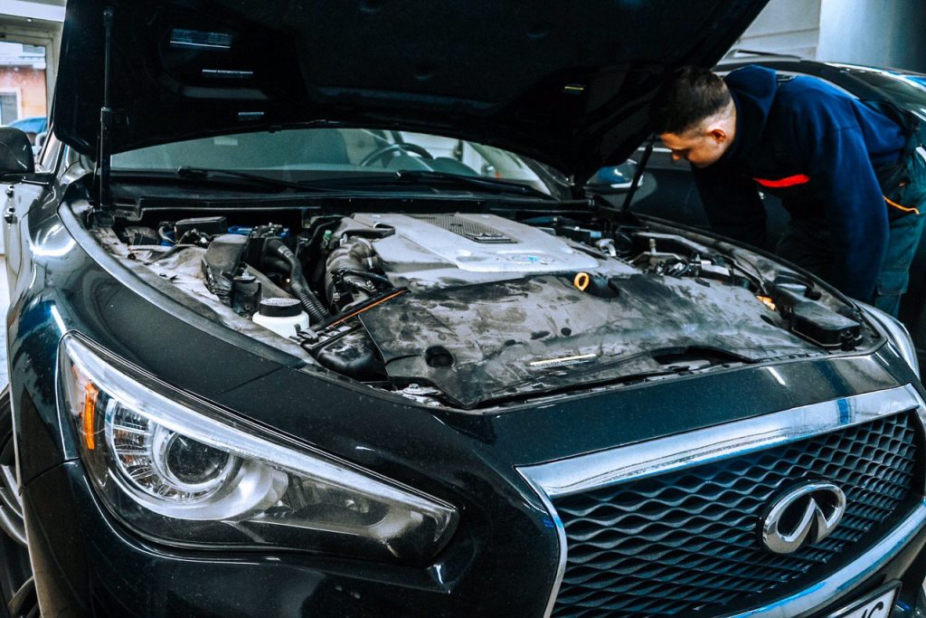 Противоугонный комплекс на Infiniti Q50 | Установка Призрак 530 BT на Infiniti Q50