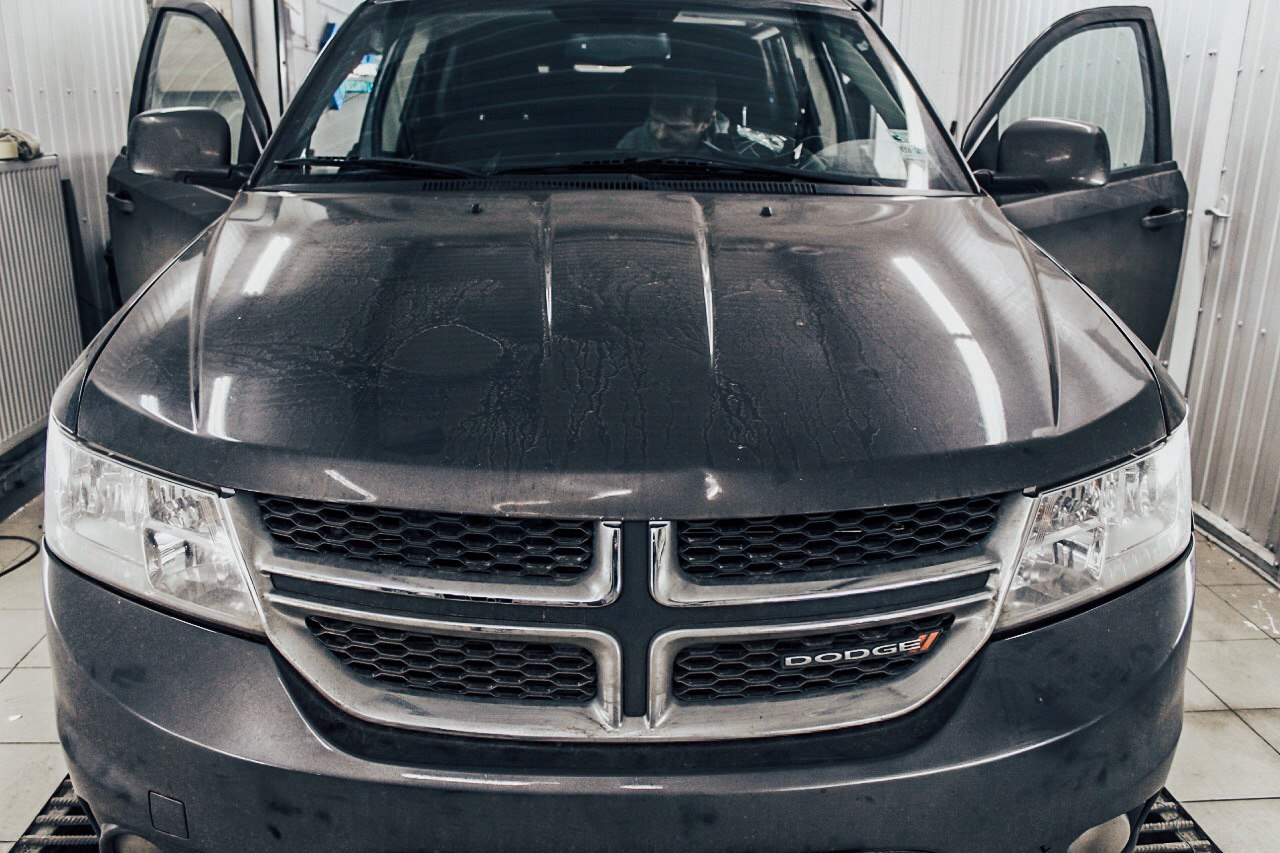 Надежный противоугонный комплекс на американца Dodge Journey | Установка Призрак 830 BT на Dodge Journey