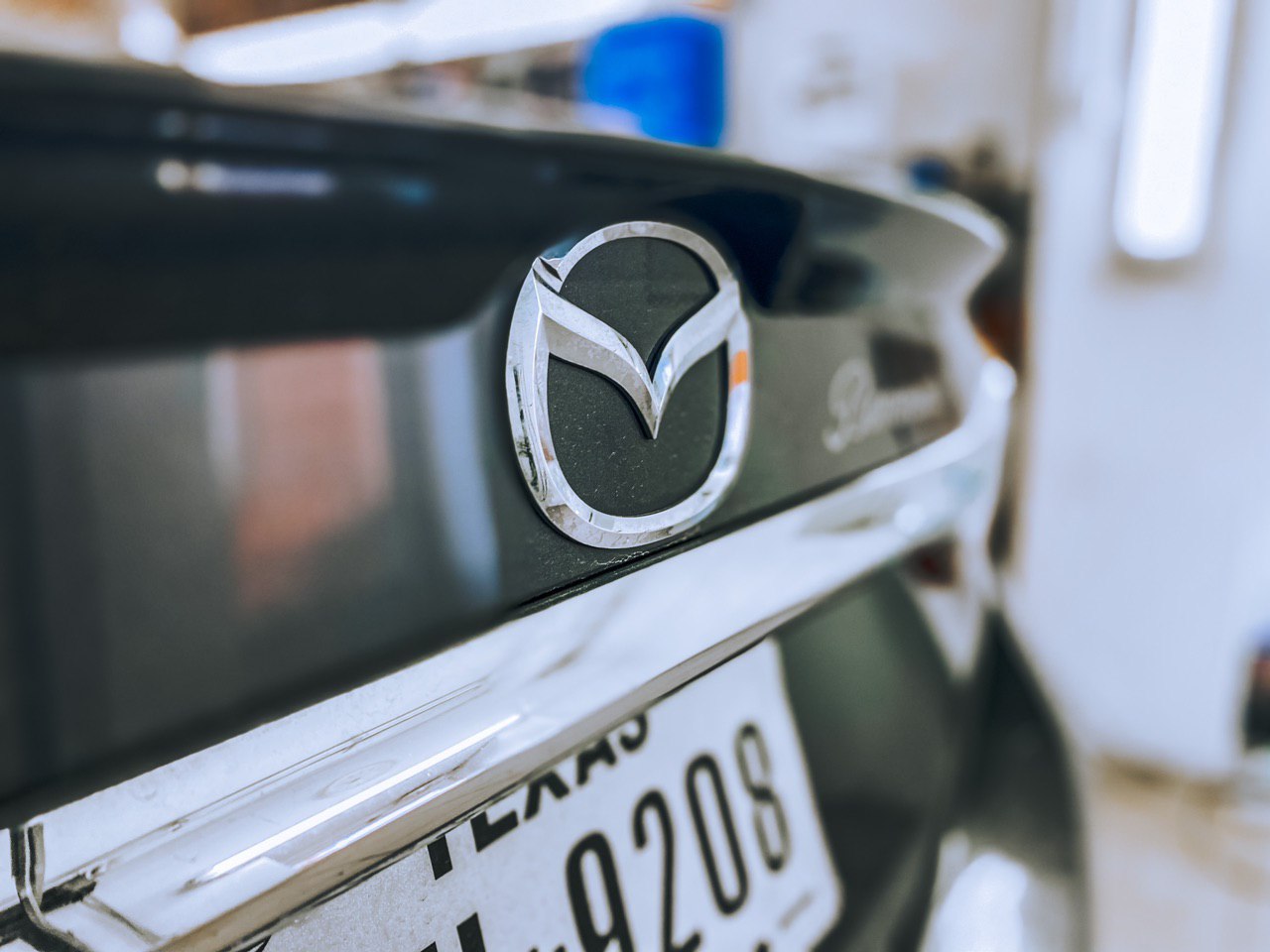 Защита от угона Mazda 6 | Установка автосигнализации Призрак 830 BT на Mazda 6