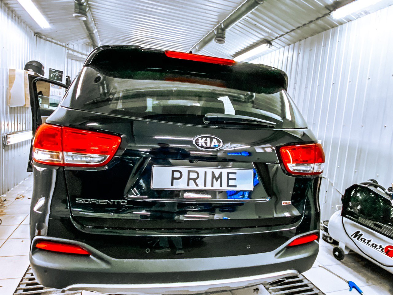 Защита от угона Kia Sorento | Установка сигнализации Призрак 830 BT на Kia Sorento