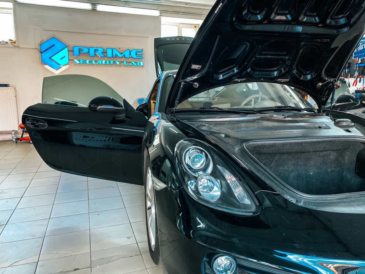 Правильная защита от угона Porshe Cayman после криворуких установщиков | Установка сигнализации Призрак 830 BT на Порше Кайман