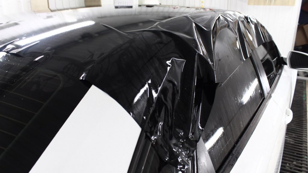 Оклейка Пленкой Черного Цвета Audi A4 | Пленка Черного Цвета На Крышу и Зеркала Заднего Вида На Audi A4
