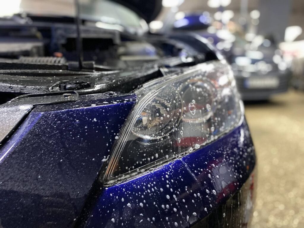Антигравийная пленка на автомобиль Mazda 3 | Шлифовка фар Мазда 3