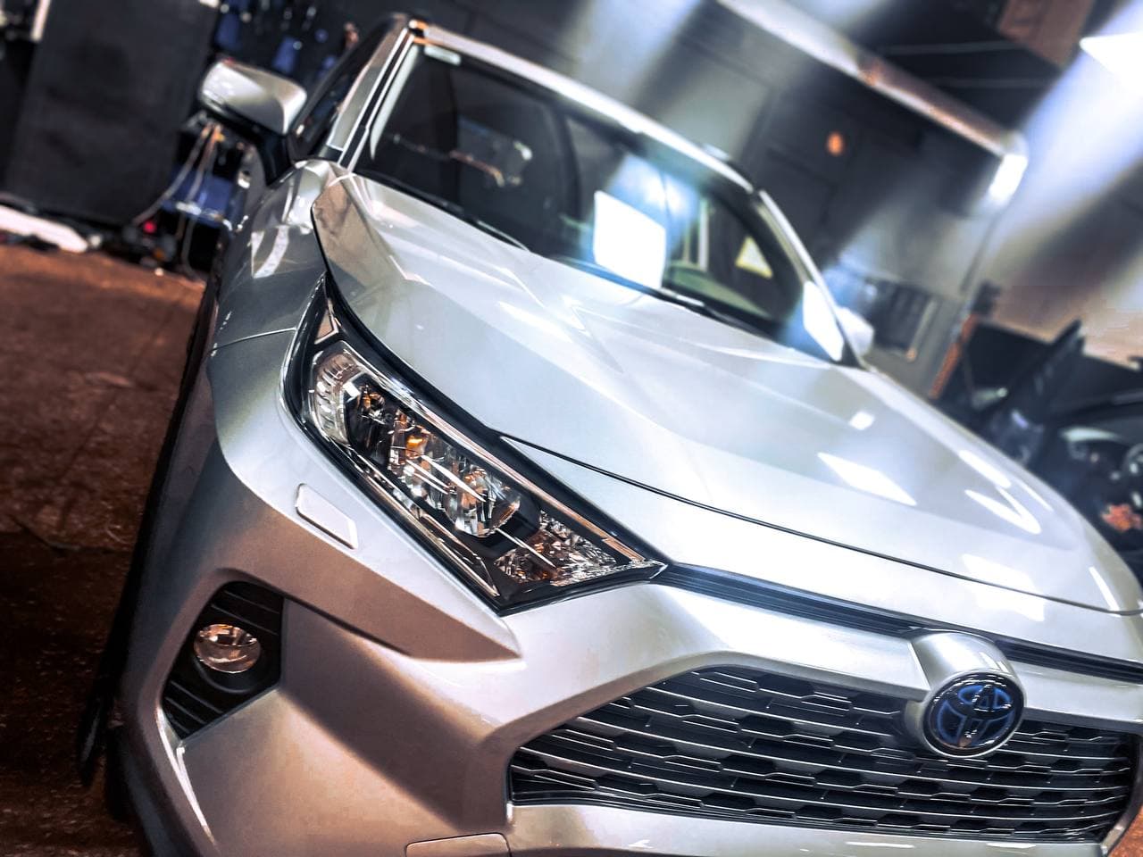 Защита от угона автомобиля Toyota Rav 4 | Авторская автосигнализации Призрак 840 на Toyota Rav 4