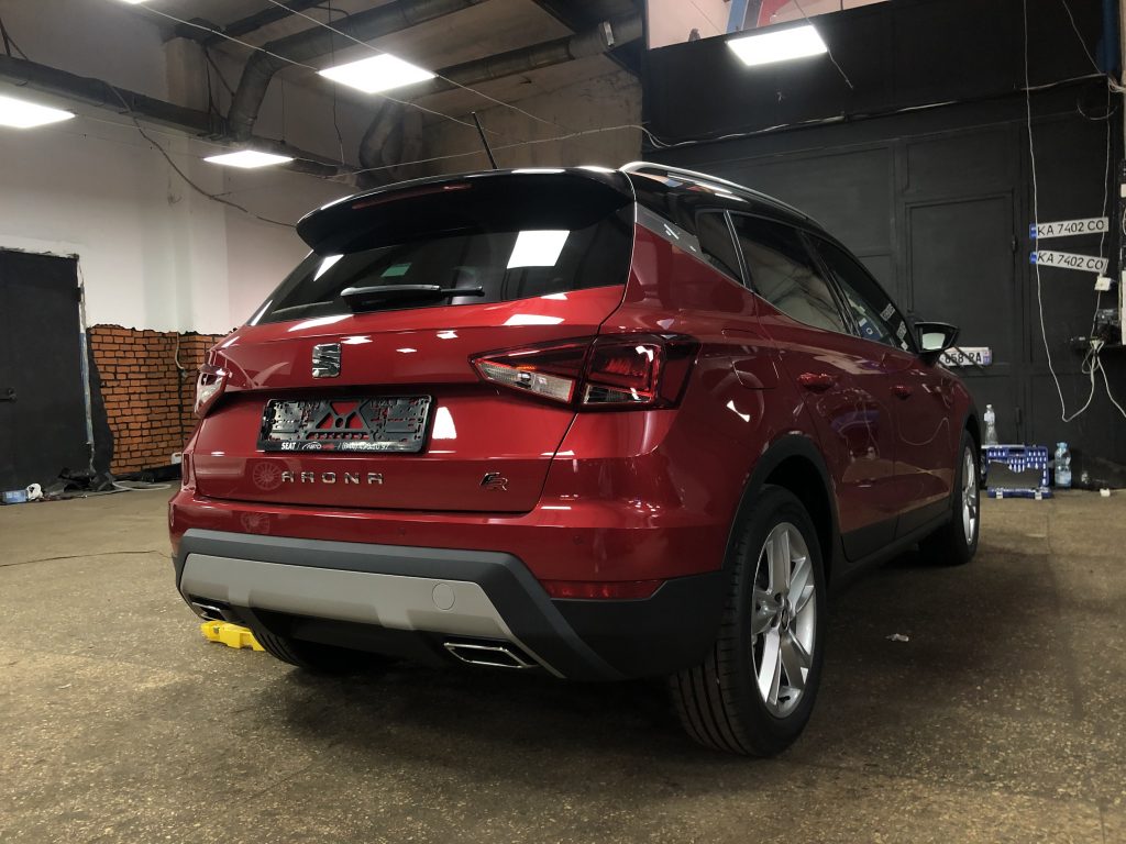 Защита от угона Seat Arona | Авторская установка автосигнализации Призрак на Сеат Арона