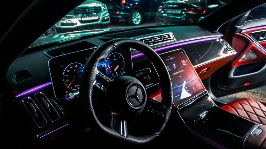 Защита от угона Mercedes — Benz S400d 2021 года выпуска | Установка сигнализации Призрак 830 ВТ на Mercedes — Benz S400 D