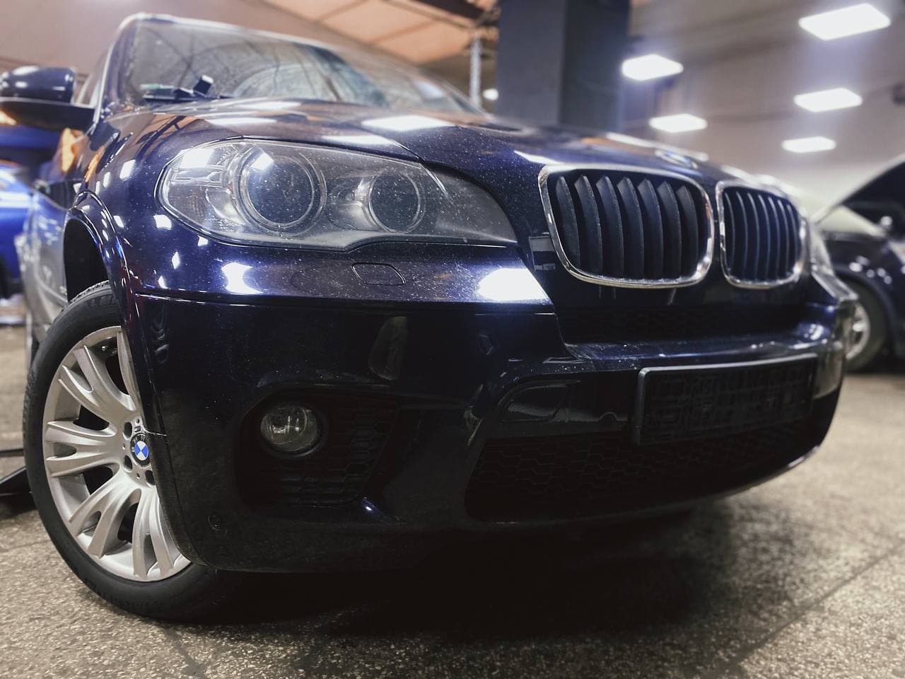 Защита от угона BMW X5 | Установка сигнализации Призрак 830 ВТ на БМВ Х5