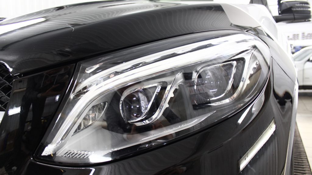 Защитная антигравийная пленка на Mercedes GLE 350d
