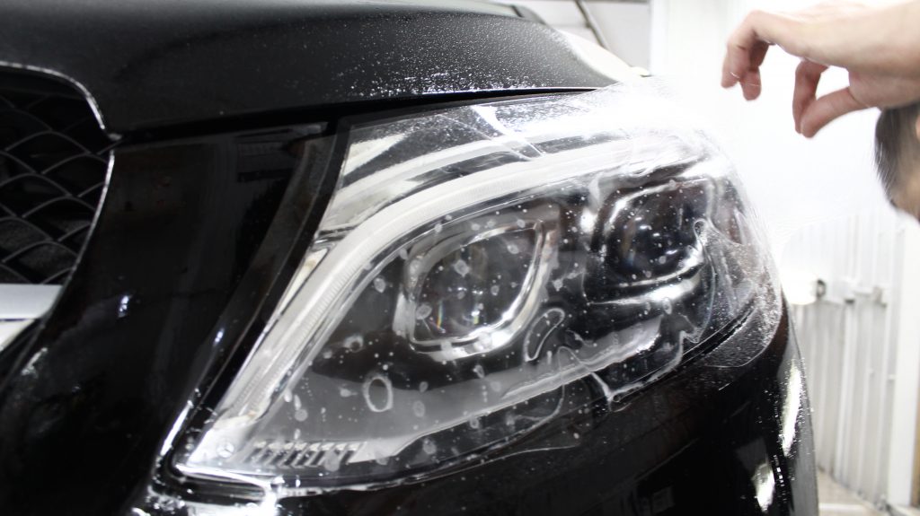 Защитная антигравийная пленка на Mercedes GLE 350d