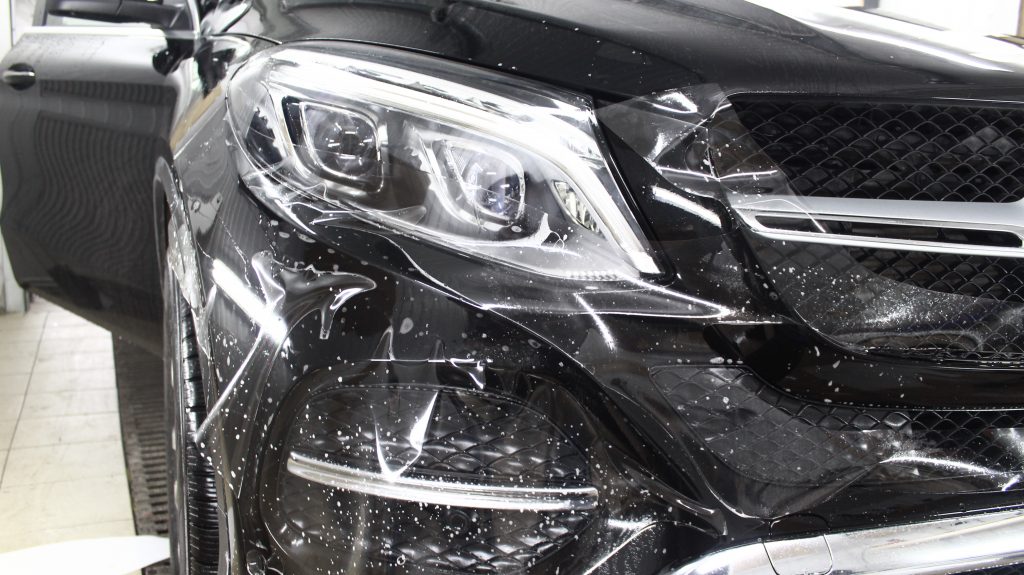 Защитная антигравийная пленка на Mercedes GLE 350d