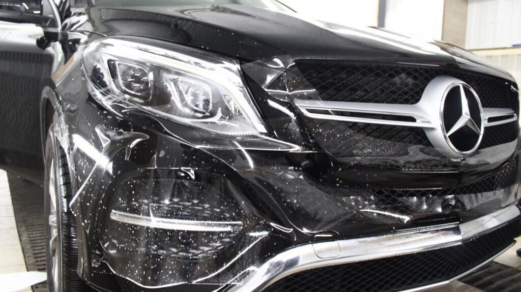 Антигравийная пленка на автомобиль Mercedes GLE 350d