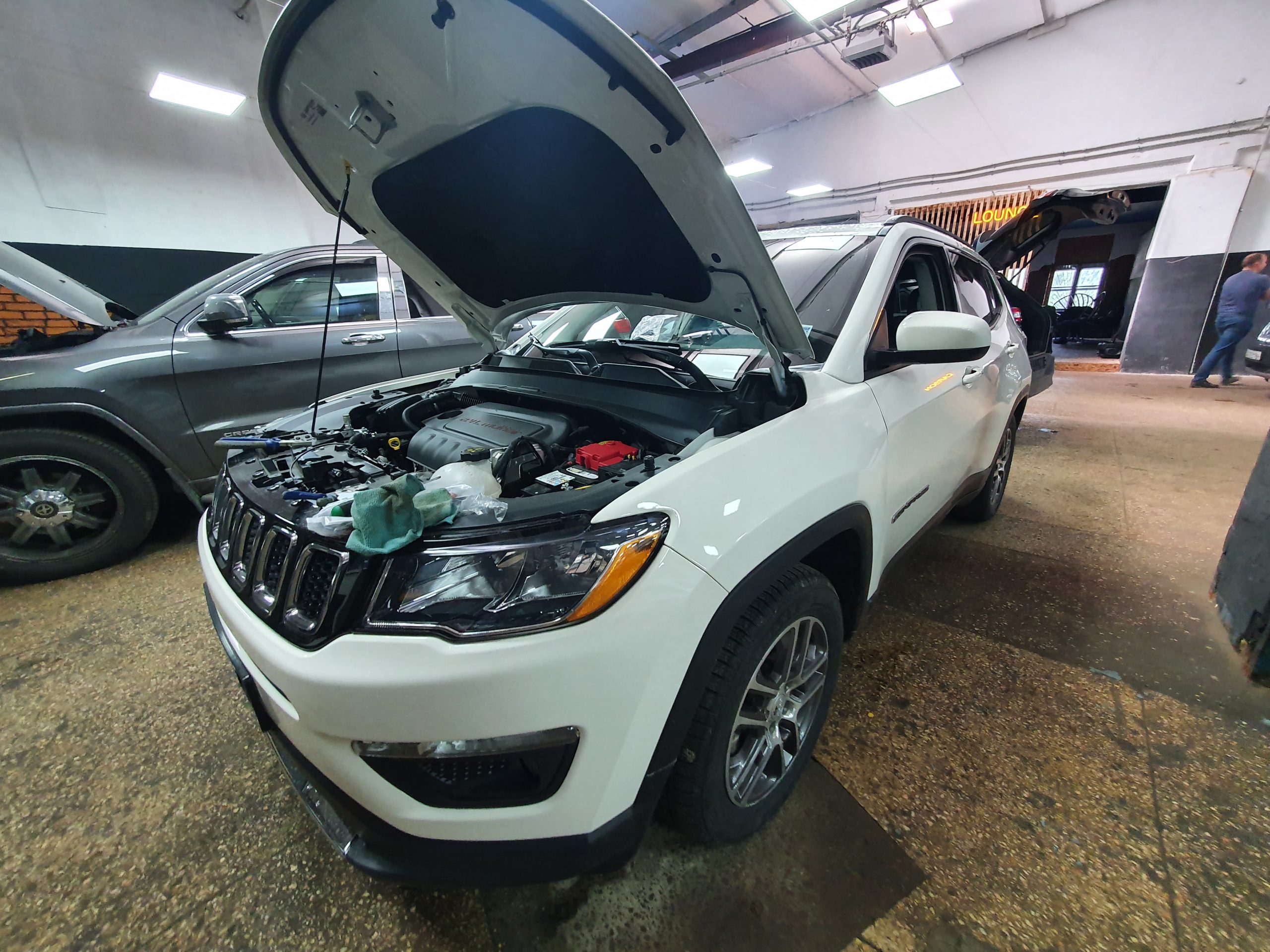 Защита от угона Jeep Cherokee