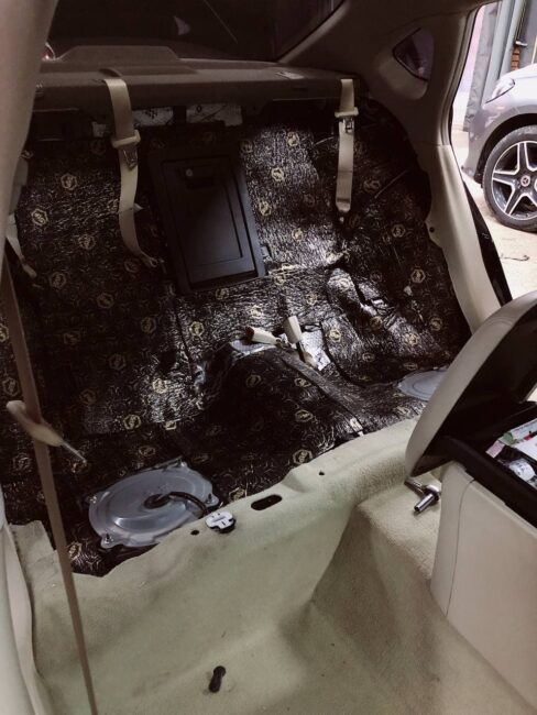 Шумоизоляция автомобиля Infiniti Q50