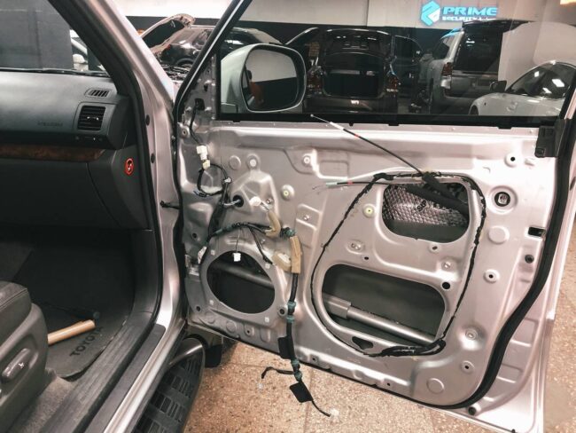 Шумоизоляция дверей Toyota Land Cruiser Prado