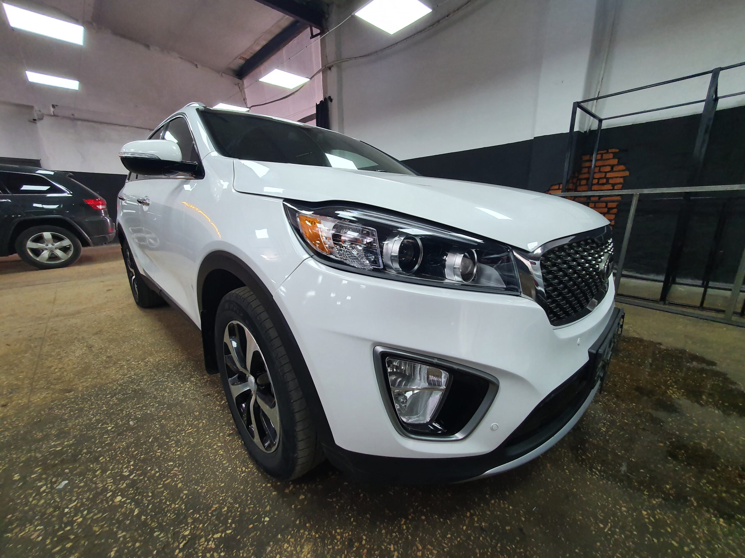 Бронеплёнка для Kia Sorento