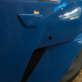 Установка парктроников и камеры заднего вида на Toyota C-HR